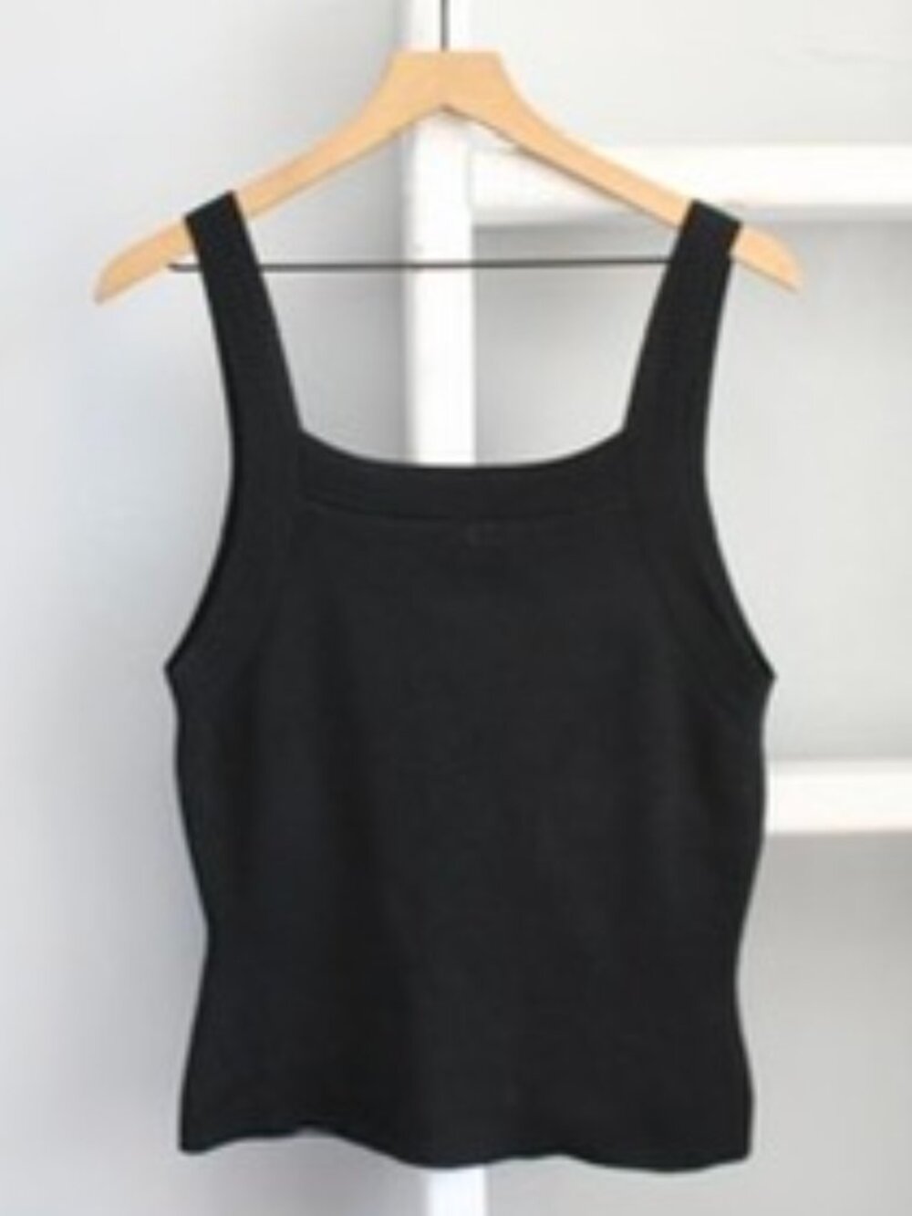 Black Ribbed Knit Tank Top - Women - Picture 4 of 10